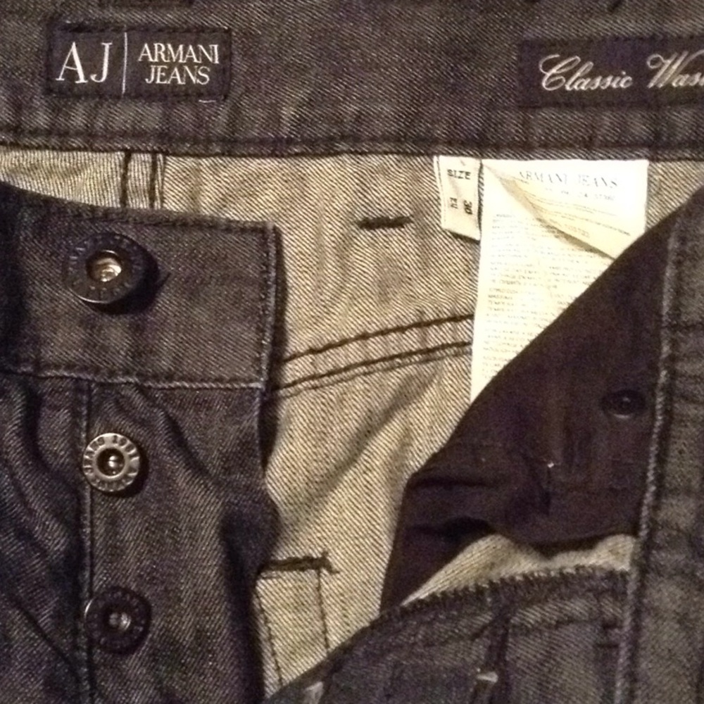 Armani Jeans - Picture 4 of 5
